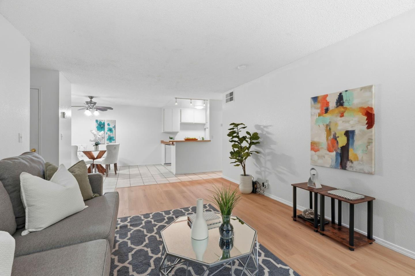 Photo #4: ML82038750 Listing: Photo #4