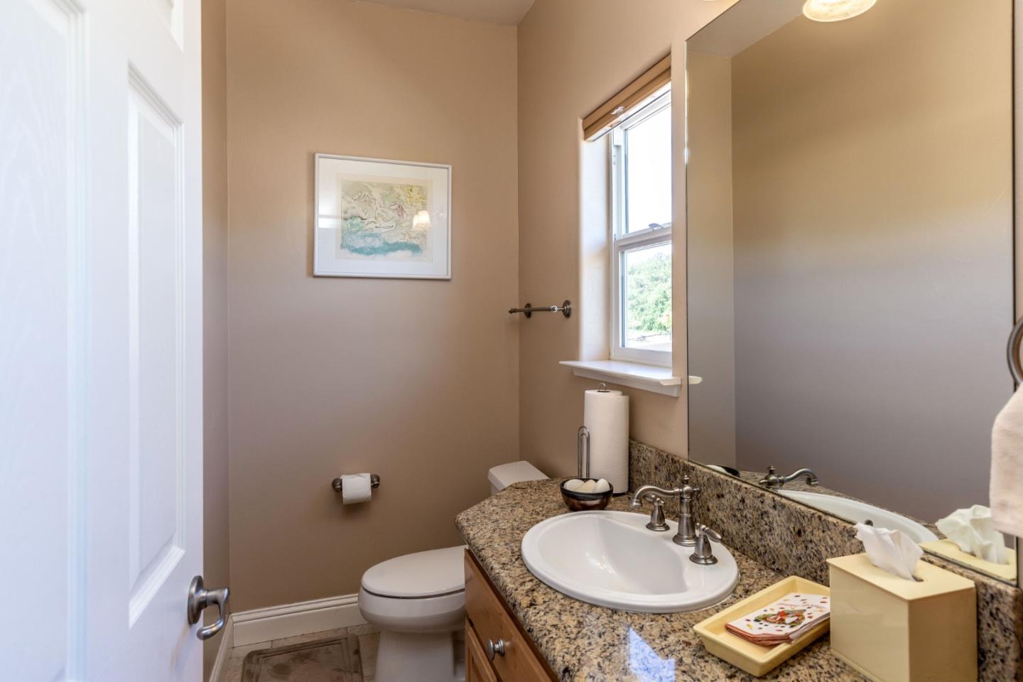 Detail Gallery Image 16 of 38 For 741 Riverside Rd, Hollister,  CA 95023 - 4 Beds | 3/1 Baths