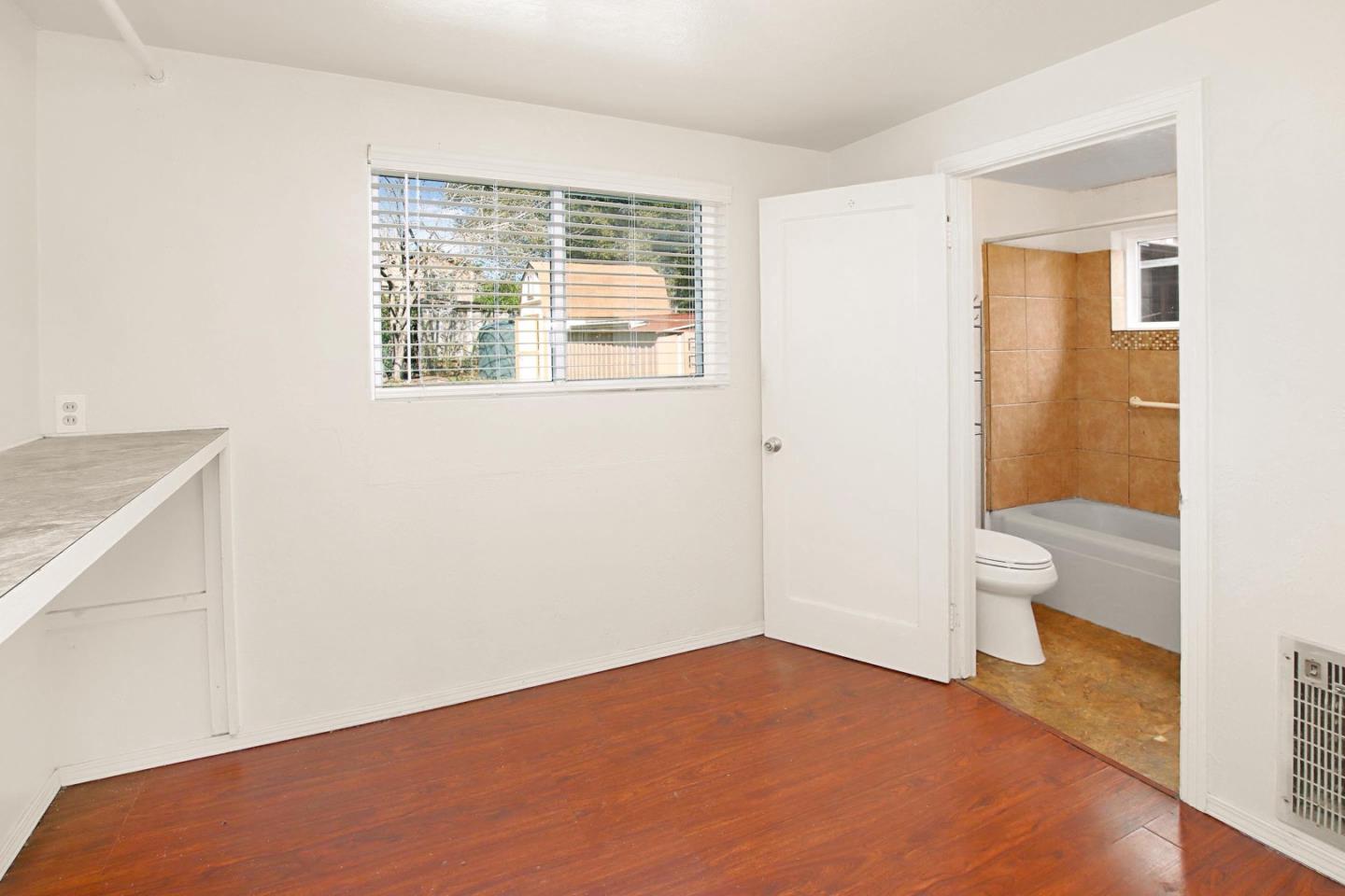 Detail Gallery Image 16 of 31 For 4841 Rivervale Dr, Soquel,  CA 95073 - 1 Beds | 1 Baths