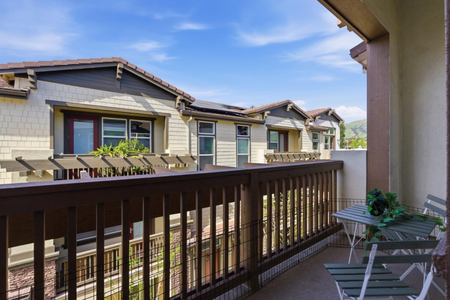 Detail Gallery Image 11 of 52 For 195 Carson Falls Common, Fremont,  CA 94539 - 2 Beds | 2 Baths