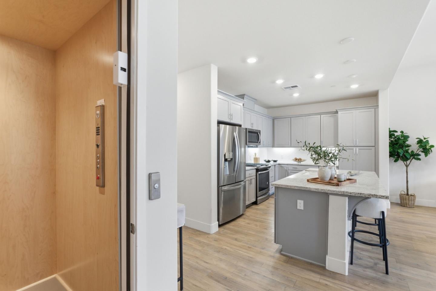 Detail Gallery Image 18 of 52 For 195 Carson Falls Common, Fremont,  CA 94539 - 2 Beds | 2 Baths