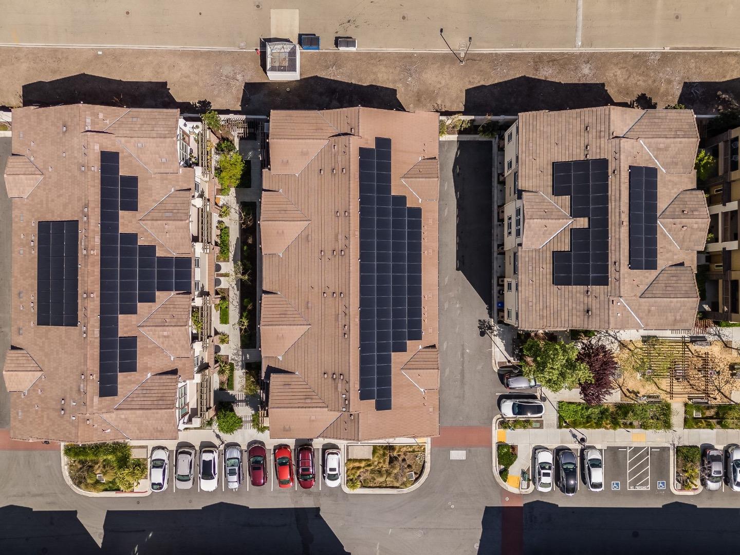 Detail Gallery Image 48 of 52 For 195 Carson Falls Common, Fremont,  CA 94539 - 2 Beds | 2 Baths