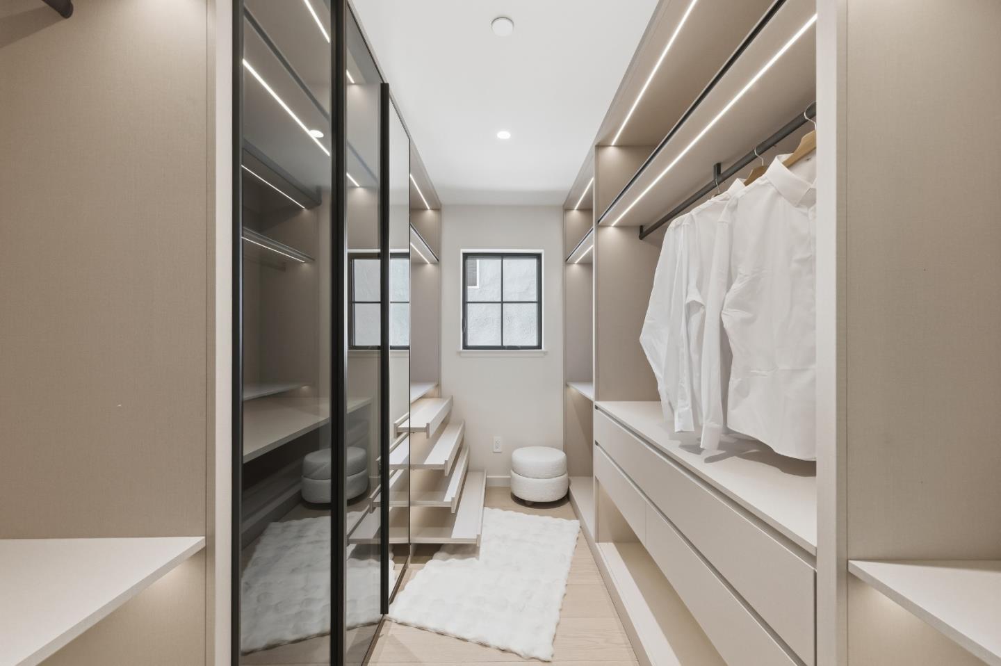 Detail Gallery Image 26 of 61 For 114 Bayswater Ave, Burlingame,  CA 94010 - 5 Beds | 5/1 Baths