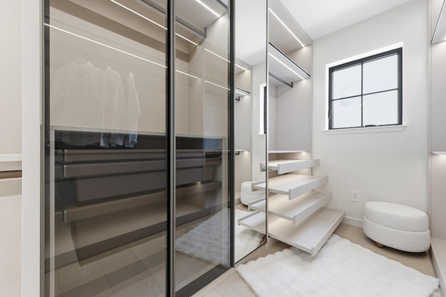 Detail Gallery Image 27 of 61 For 114 Bayswater Ave, Burlingame,  CA 94010 - 5 Beds | 5/1 Baths