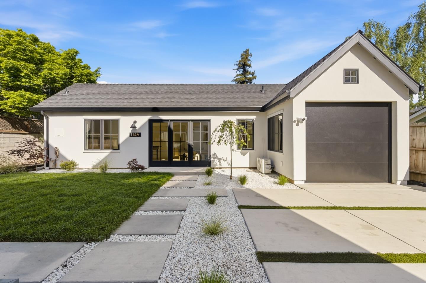 Detail Gallery Image 45 of 61 For 114 Bayswater Ave, Burlingame,  CA 94010 - 5 Beds | 5/1 Baths