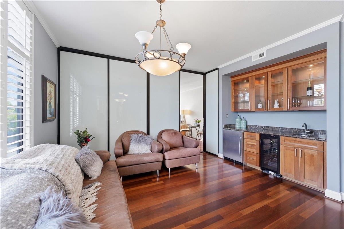 Detail Gallery Image 11 of 60 For 11 Hayward Ave #2001,  San Mateo,  CA 94401 - 3 Beds | 2 Baths