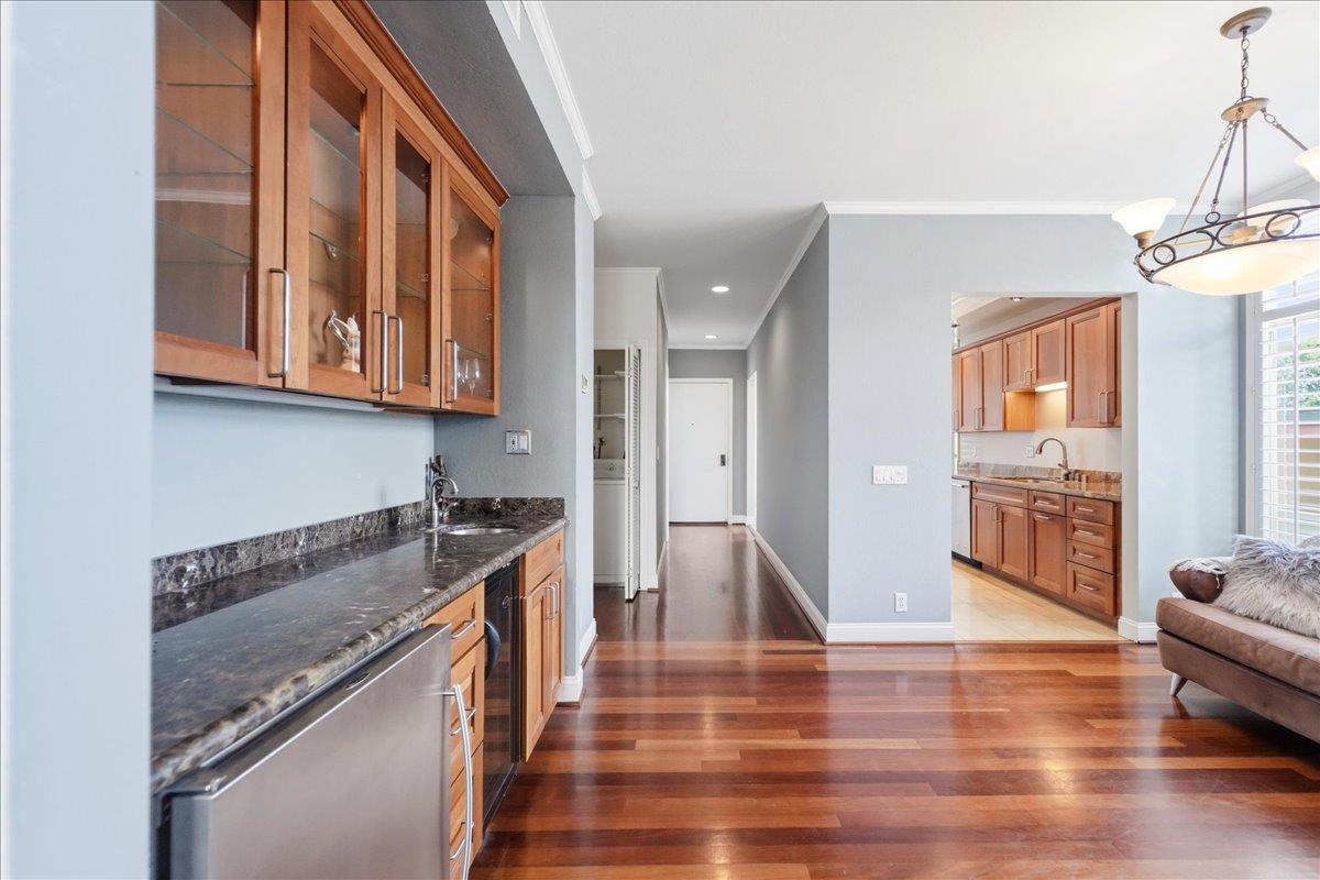 Detail Gallery Image 14 of 60 For 11 Hayward Ave #2001,  San Mateo,  CA 94401 - 3 Beds | 2 Baths