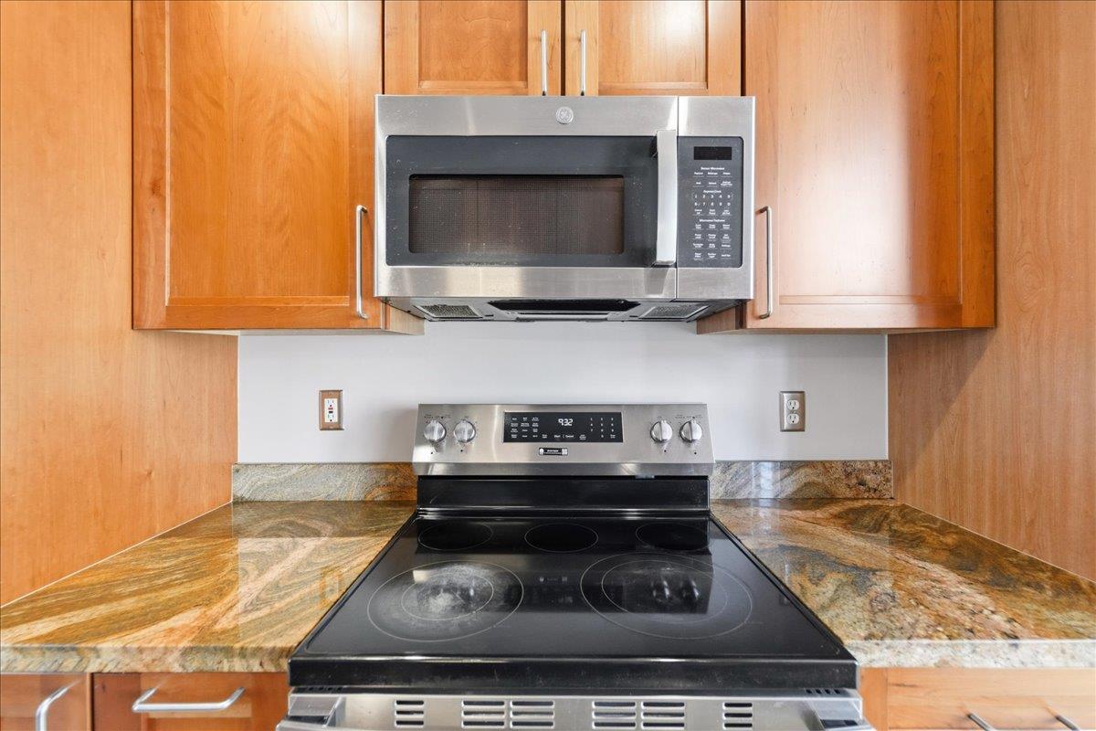 Detail Gallery Image 31 of 60 For 11 Hayward Ave #2001,  San Mateo,  CA 94401 - 3 Beds | 2 Baths