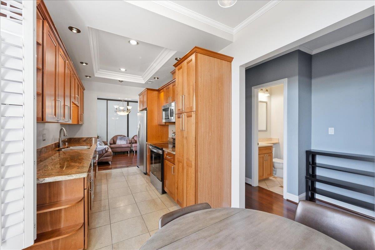 Detail Gallery Image 33 of 60 For 11 Hayward Ave #2001,  San Mateo,  CA 94401 - 3 Beds | 2 Baths