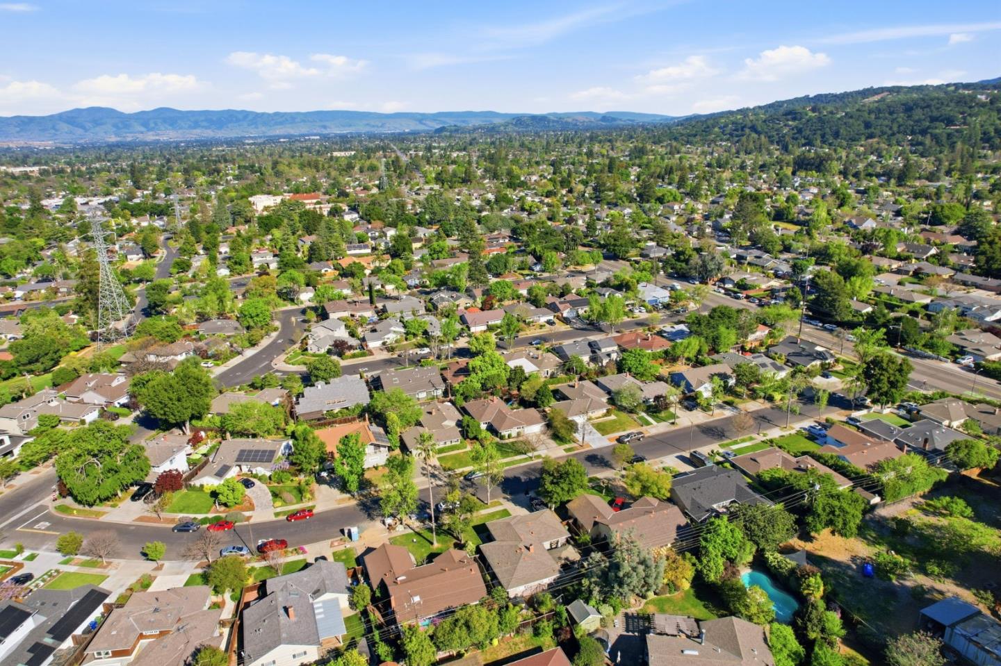 Detail Gallery Image 39 of 44 For 124 Hollycrest Dr, Los Gatos,  CA 95032 - 3 Beds | 2 Baths