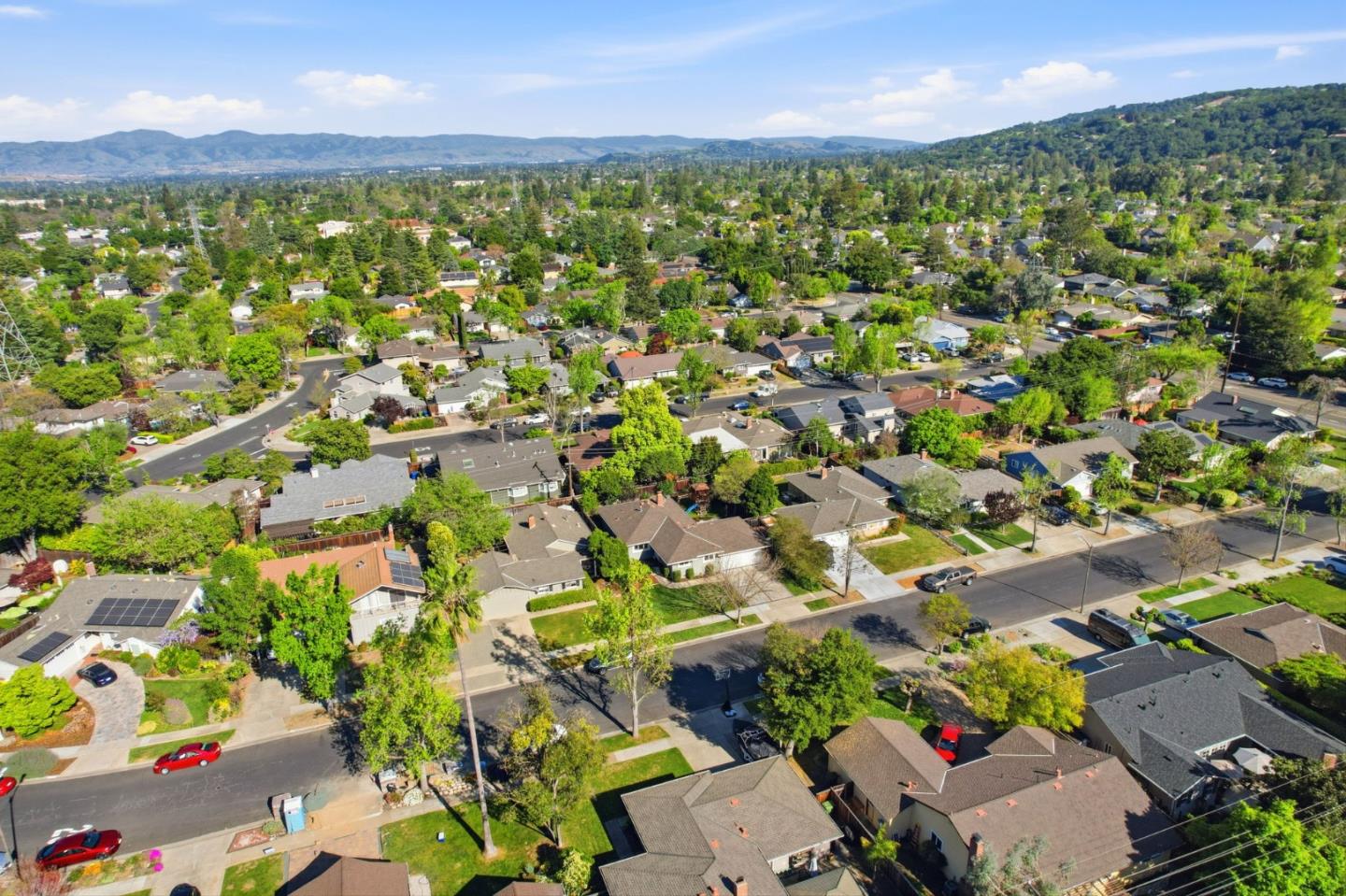 Detail Gallery Image 40 of 44 For 124 Hollycrest Dr, Los Gatos,  CA 95032 - 3 Beds | 2 Baths