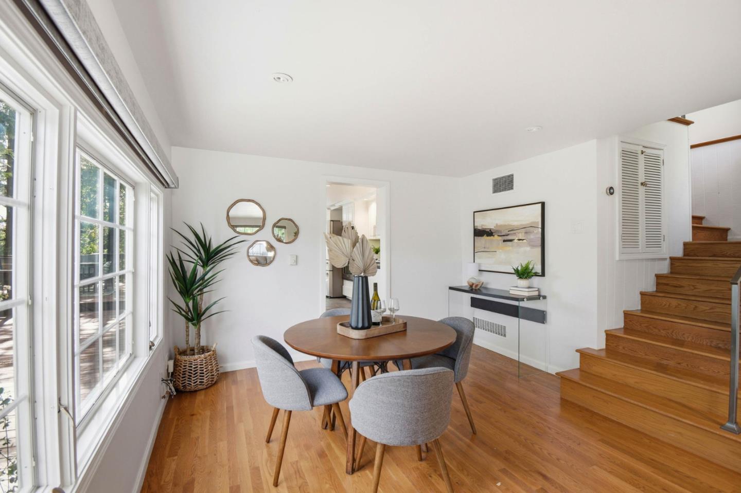 Detail Gallery Image 11 of 35 For 285 Camino Pablo, Orinda,  CA 94563 - 3 Beds | 2/1 Baths