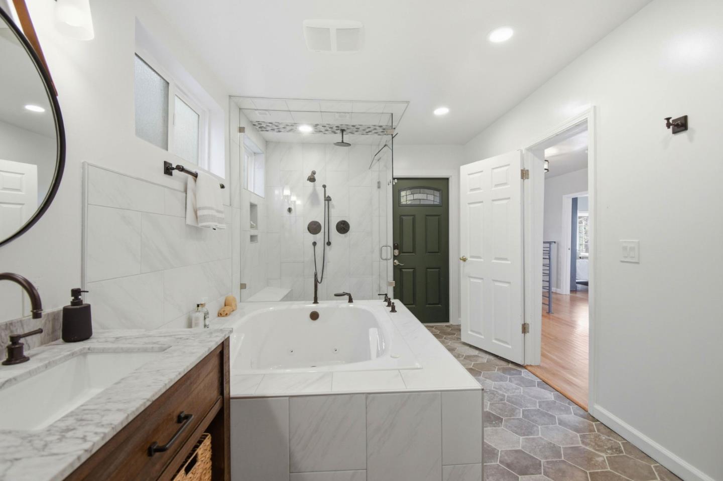 Detail Gallery Image 21 of 35 For 285 Camino Pablo, Orinda,  CA 94563 - 3 Beds | 2/1 Baths