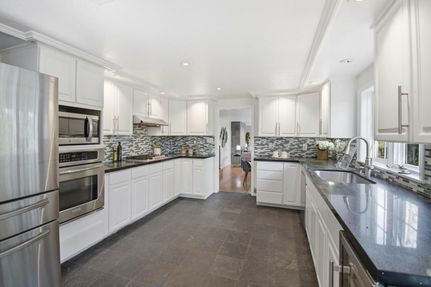 Detail Gallery Image 9 of 35 For 285 Camino Pablo, Orinda,  CA 94563 - 3 Beds | 2/1 Baths