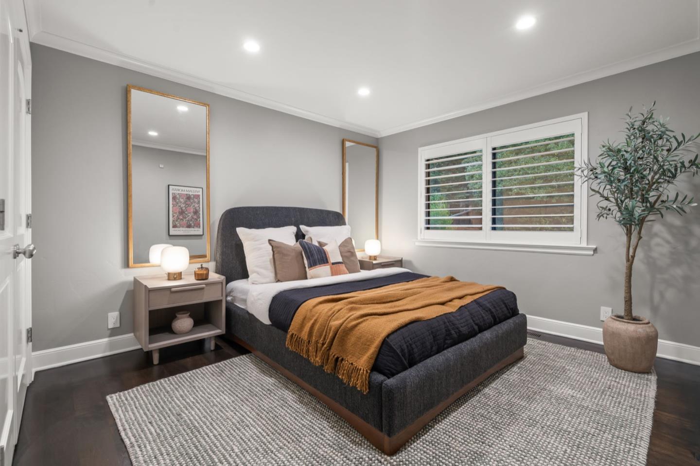 Detail Gallery Image 35 of 42 For 1365 Edgewood Rd, Redwood City,  CA 94062 - 4 Beds | 3/1 Baths