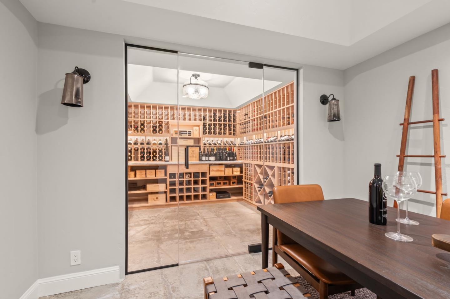 Detail Gallery Image 38 of 42 For 1365 Edgewood Rd, Redwood City,  CA 94062 - 4 Beds | 3/1 Baths