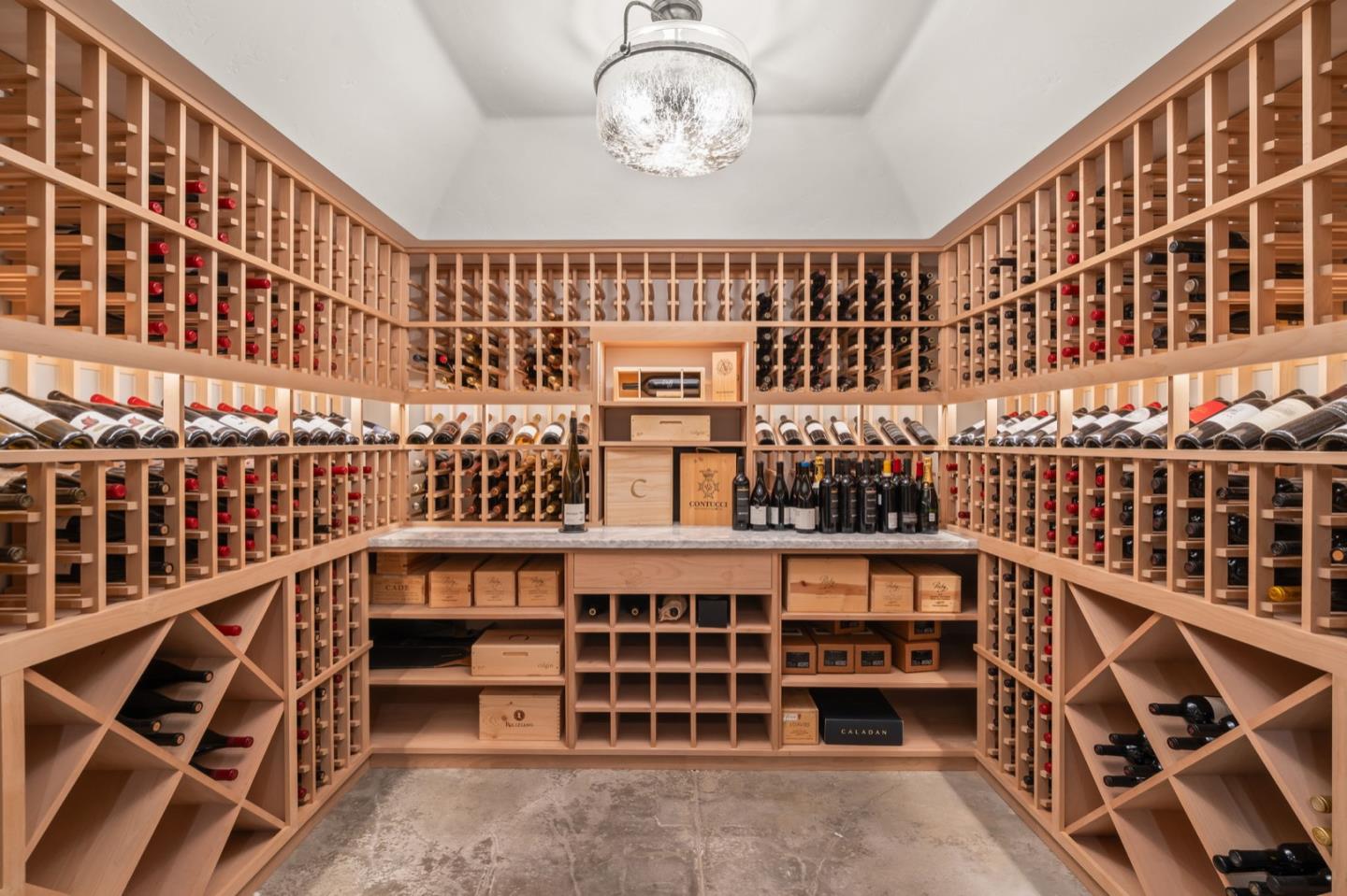 Detail Gallery Image 39 of 42 For 1365 Edgewood Rd, Redwood City,  CA 94062 - 4 Beds | 3/1 Baths