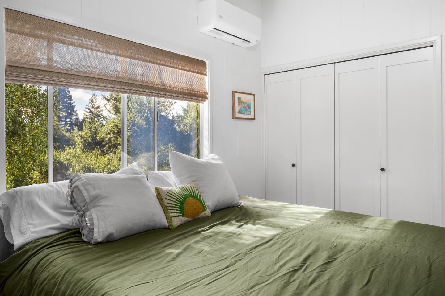 Detail Gallery Image 19 of 80 For 188 Kelly Ln, Santa Cruz,  CA 95060 - 5 Beds | 3 Baths