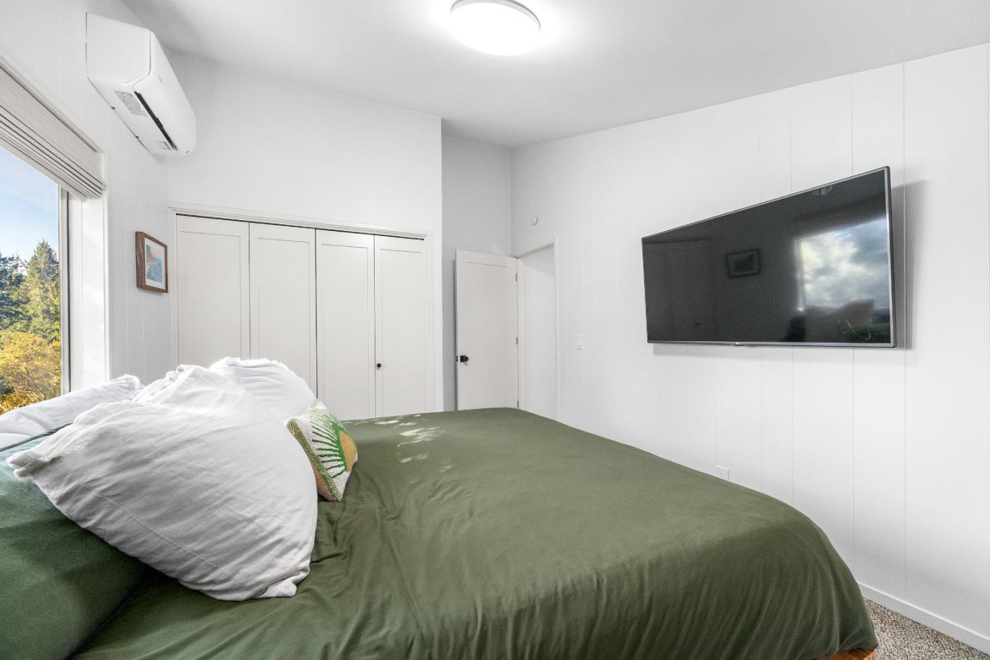 Detail Gallery Image 20 of 80 For 188 Kelly Ln, Santa Cruz,  CA 95060 - 5 Beds | 3 Baths