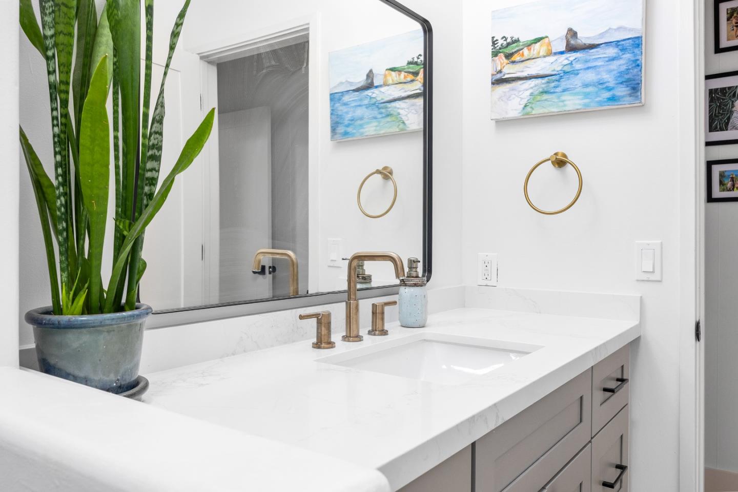 Detail Gallery Image 32 of 80 For 188 Kelly Ln, Santa Cruz,  CA 95060 - 5 Beds | 3 Baths