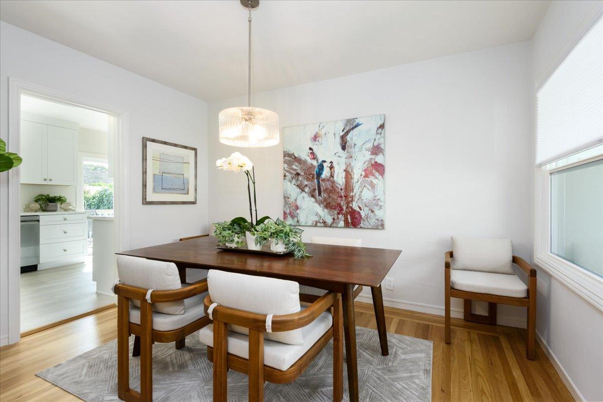 Detail Gallery Image 5 of 13 For 1125 Dufferin Ave, Burlingame,  CA 94010 - 2 Beds | 1 Baths