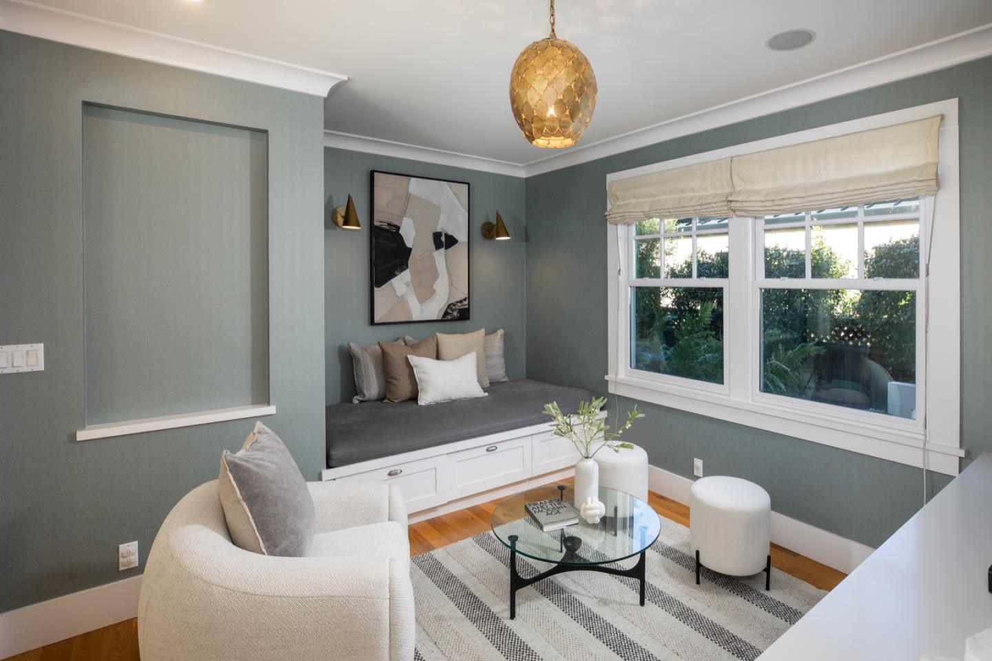 253 Princeton Road, Menlo Park, CA, 94025