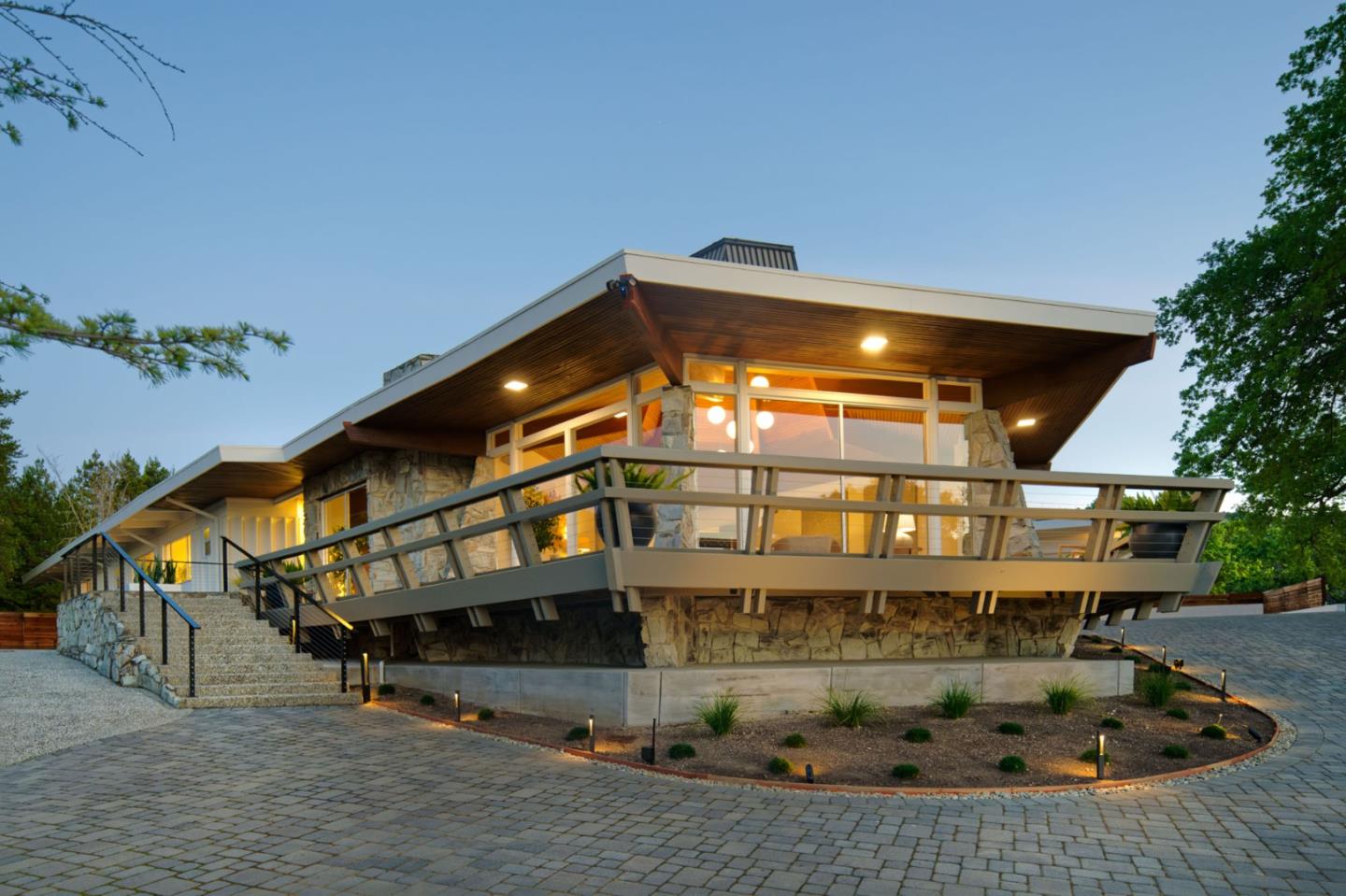 Detail Gallery Image 2 of 50 For 135 Hill Top Dr, Los Gatos,  CA 95032 - 4 Beds | 4/3 Baths