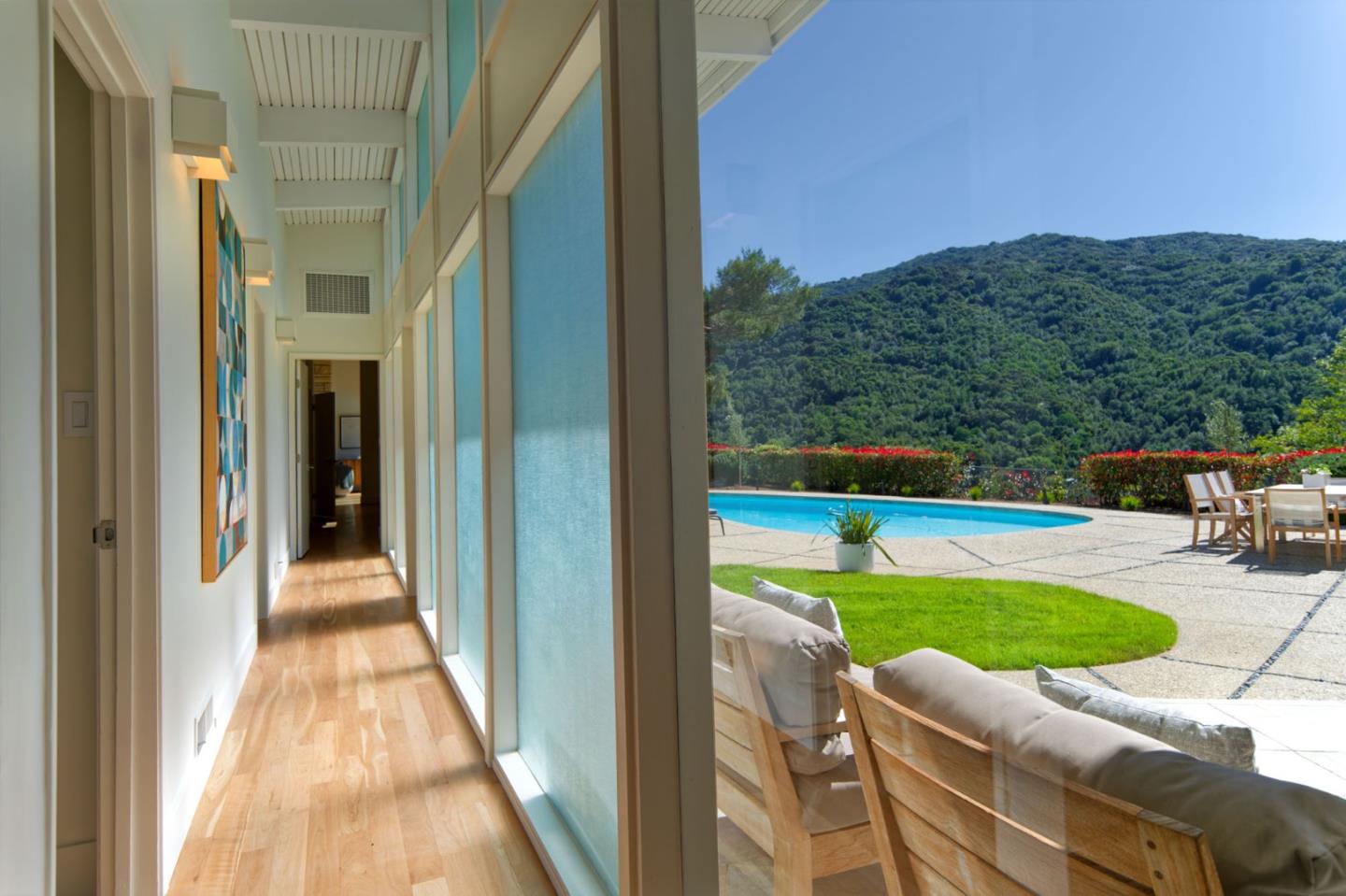 Detail Gallery Image 21 of 50 For 135 Hill Top Dr, Los Gatos,  CA 95032 - 4 Beds | 4/3 Baths