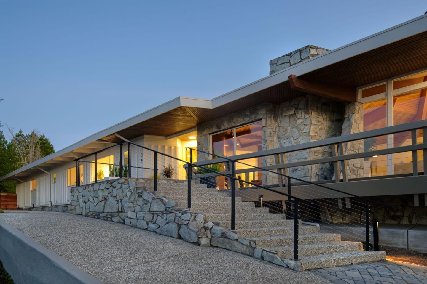 Detail Gallery Image 3 of 50 For 135 Hill Top Dr, Los Gatos,  CA 95032 - 4 Beds | 4/3 Baths