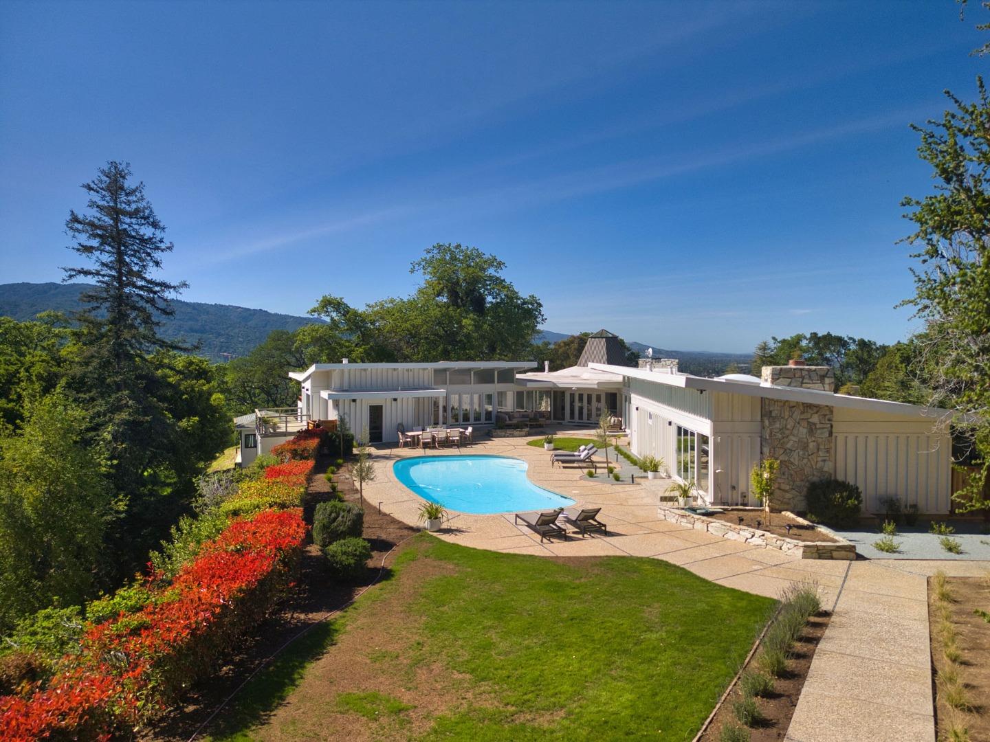 Detail Gallery Image 43 of 50 For 135 Hill Top Dr, Los Gatos,  CA 95032 - 4 Beds | 4/3 Baths