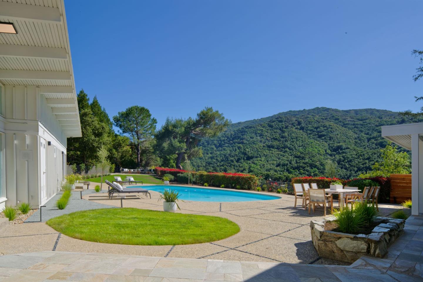 Detail Gallery Image 47 of 50 For 135 Hill Top Dr, Los Gatos,  CA 95032 - 4 Beds | 4/3 Baths