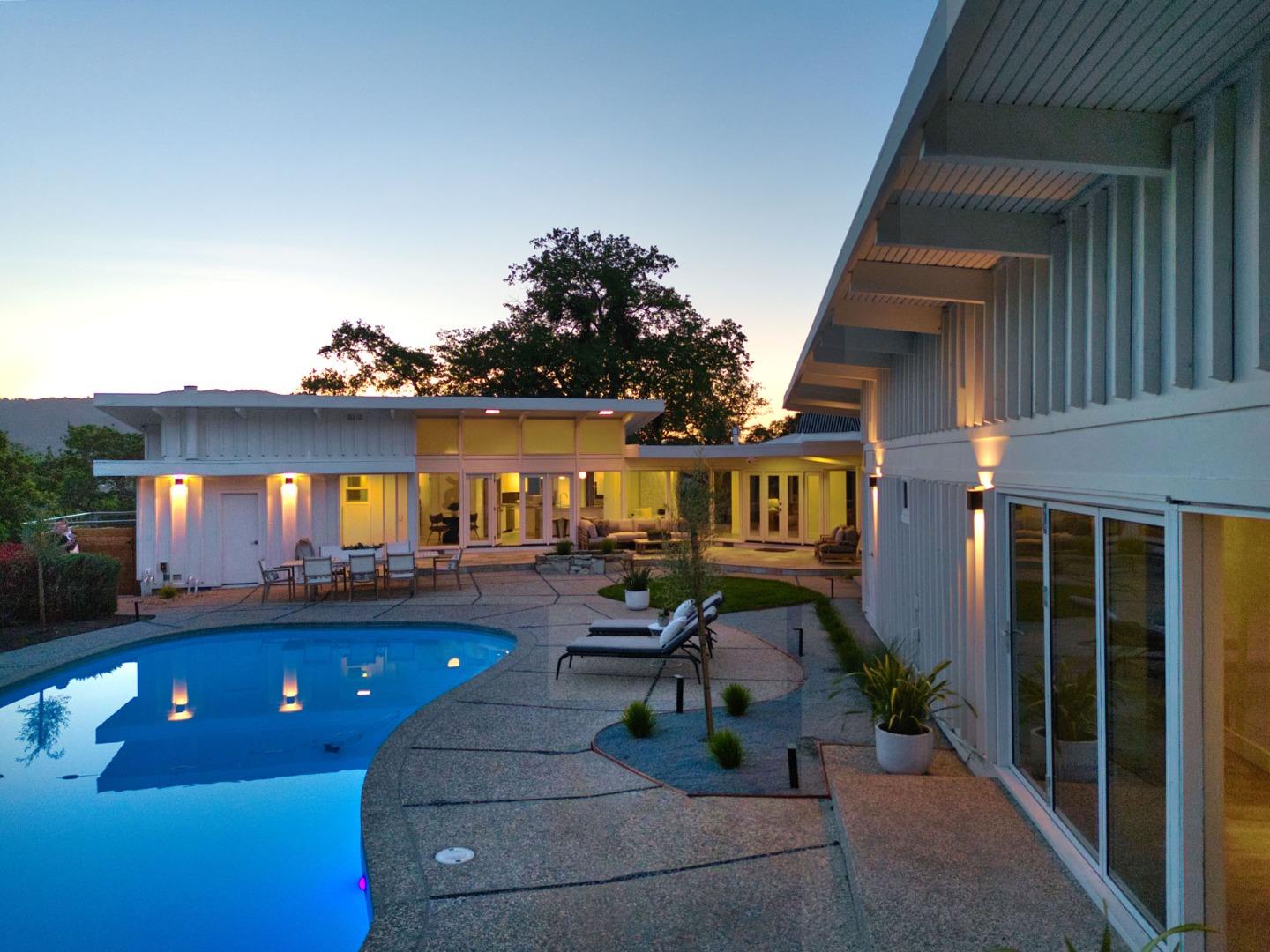 Detail Gallery Image 49 of 50 For 135 Hill Top Dr, Los Gatos,  CA 95032 - 4 Beds | 4/3 Baths