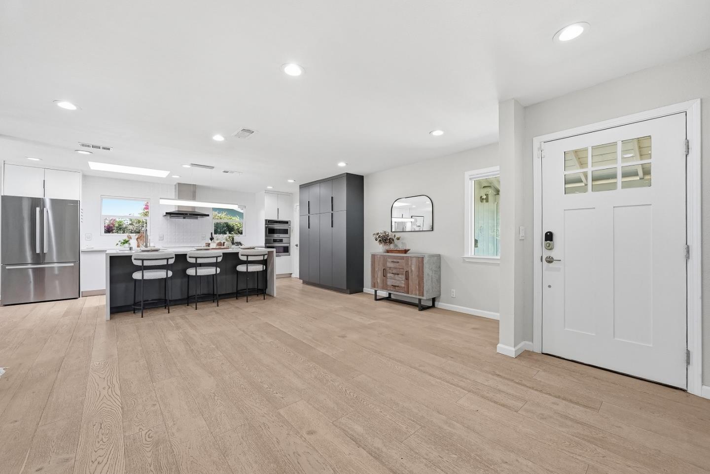 Detail Gallery Image 9 of 57 For 1062 Waterbird Way, Santa Clara,  CA 95051 - 3 Beds | 3 Baths