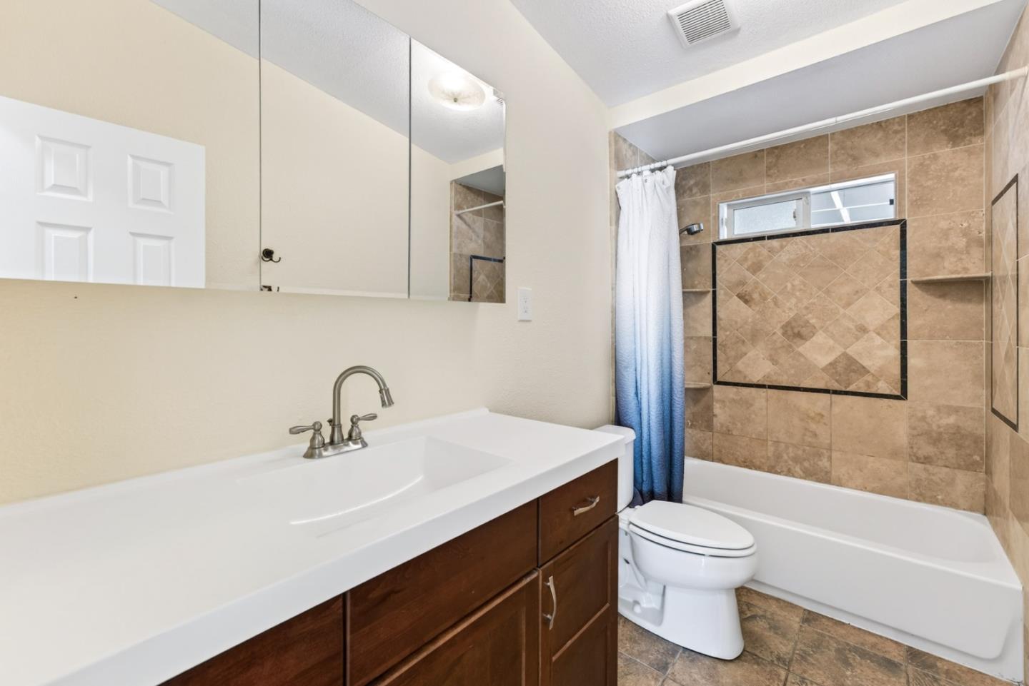 Detail Gallery Image 26 of 53 For 13881 Story Rd, San Jose,  CA 95127 - 4 Beds | 3/1 Baths