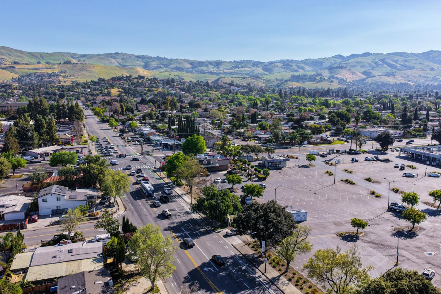 Detail Gallery Image 46 of 53 For 13881 Story Rd, San Jose,  CA 95127 - 4 Beds | 3/1 Baths