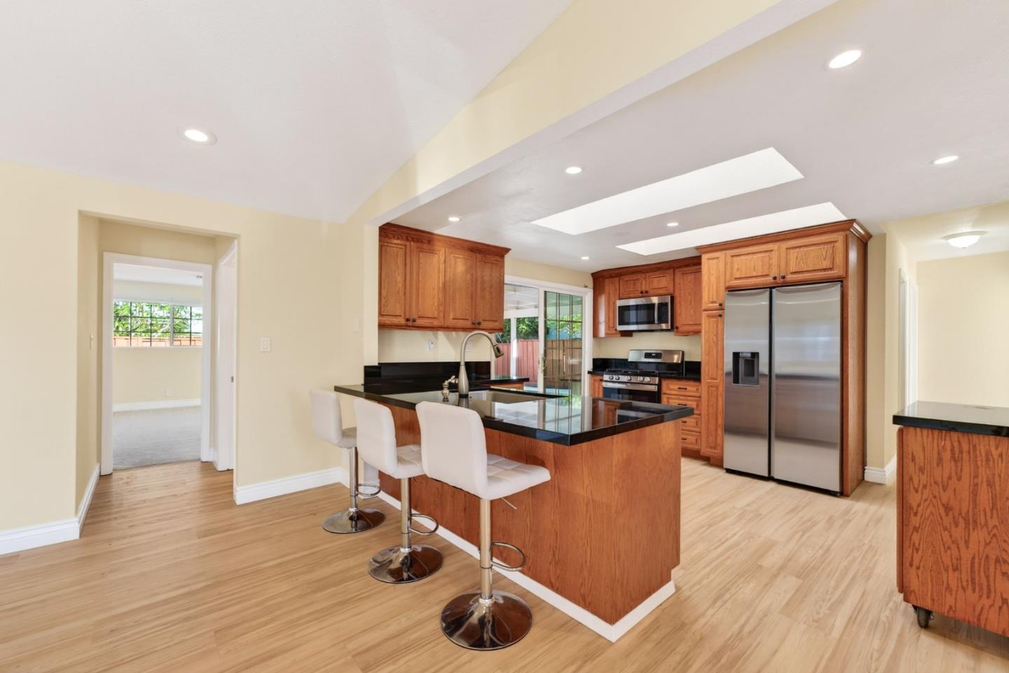 Detail Gallery Image 9 of 53 For 13881 Story Rd, San Jose,  CA 95127 - 4 Beds | 3/1 Baths