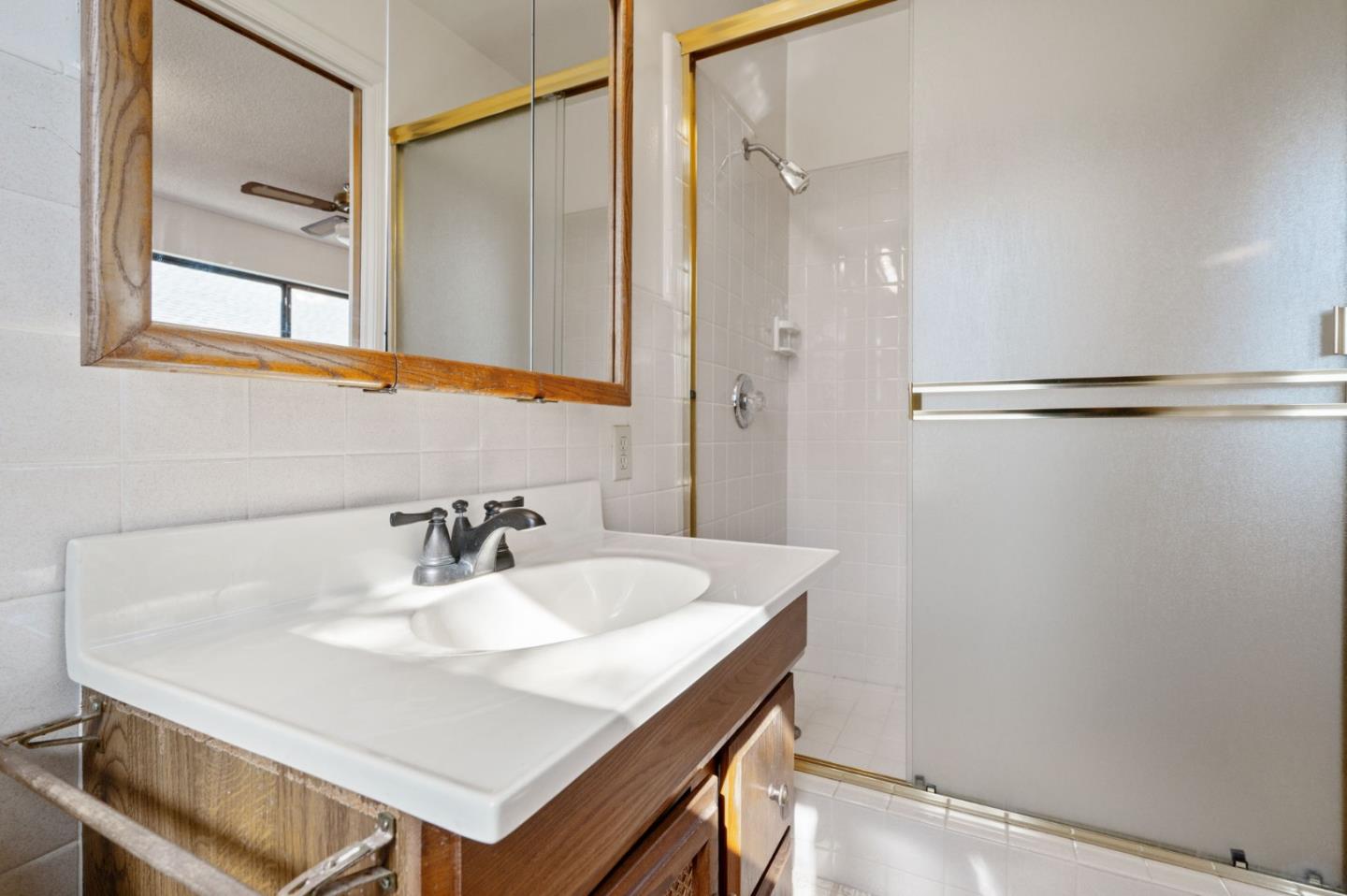 Detail Gallery Image 12 of 28 For 1449 Williams Ave, San Bruno,  CA 94066 - 3 Beds | 2/1 Baths