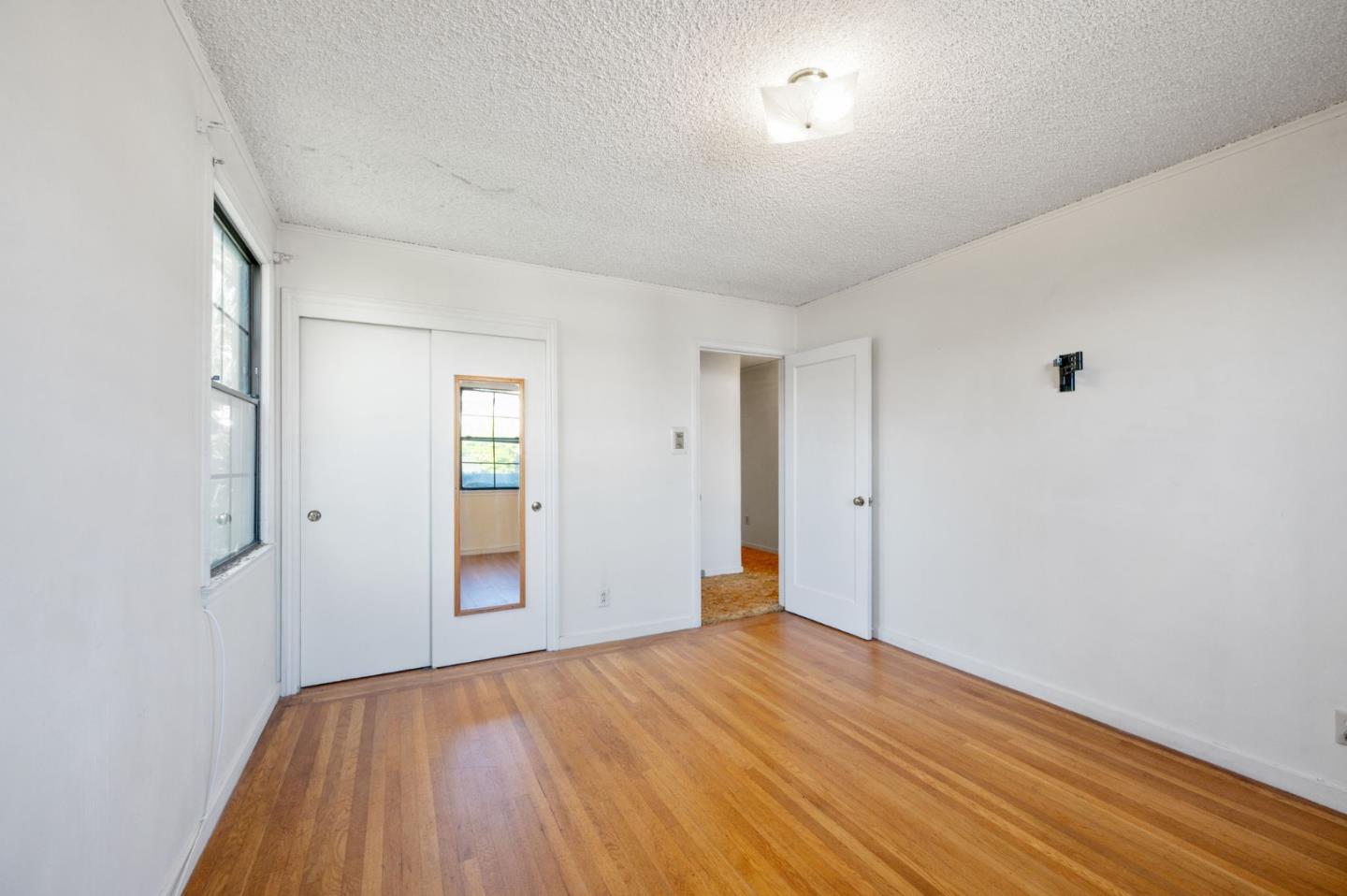 Detail Gallery Image 15 of 28 For 1449 Williams Ave, San Bruno,  CA 94066 - 3 Beds | 2/1 Baths