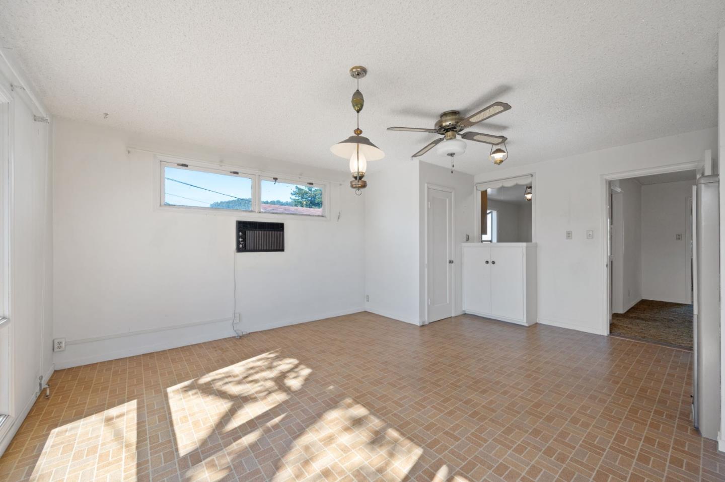 Detail Gallery Image 19 of 28 For 1449 Williams Ave, San Bruno,  CA 94066 - 3 Beds | 2/1 Baths