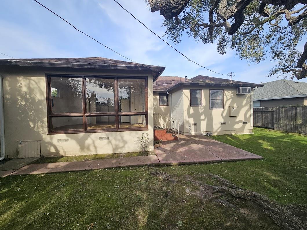 Detail Gallery Image 2 of 2 For 1449 Williams Ave, San Bruno,  CA 94066 - 3 Beds | 2/1 Baths