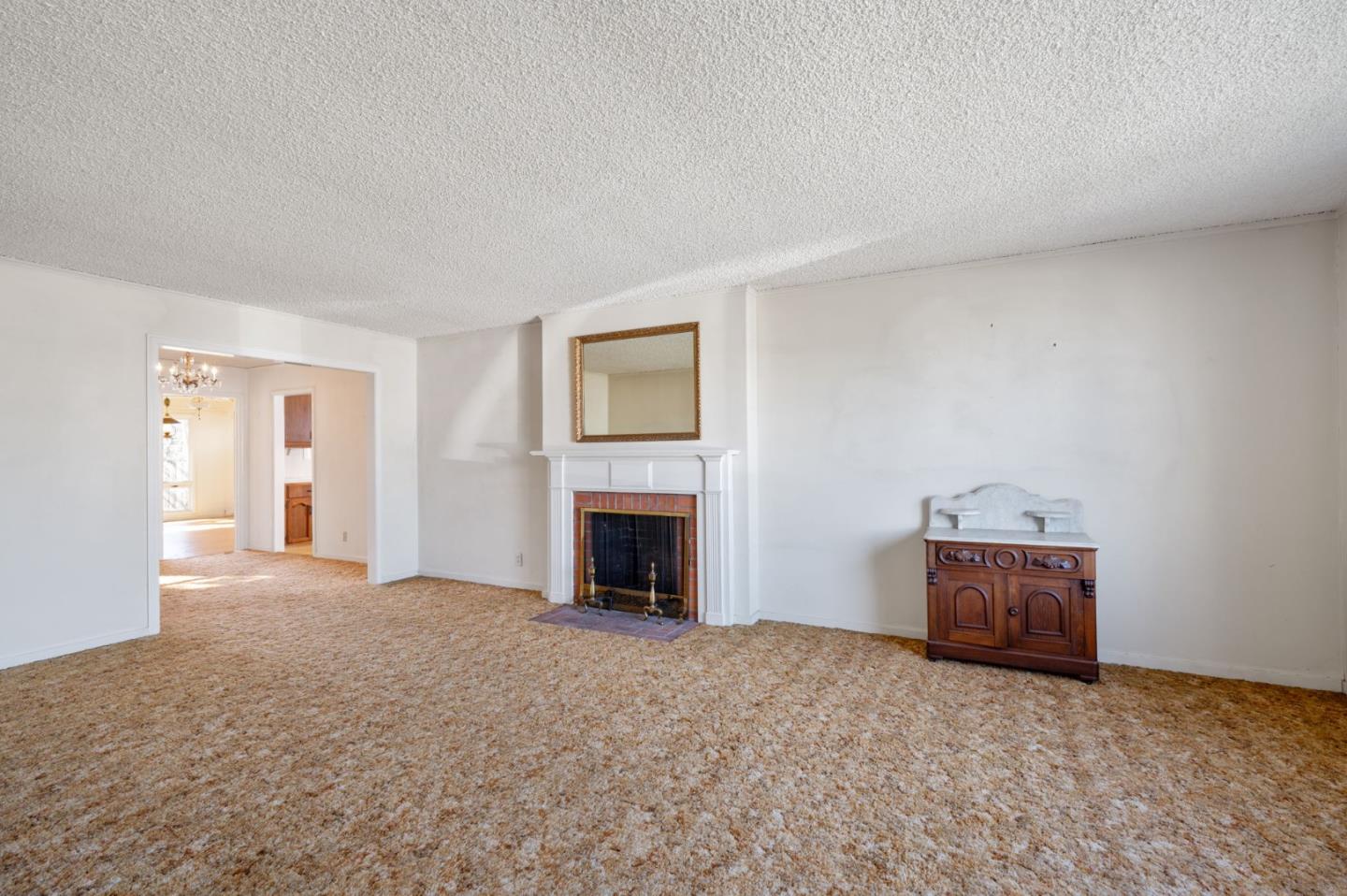 Detail Gallery Image 3 of 28 For 1449 Williams Ave, San Bruno,  CA 94066 - 3 Beds | 2/1 Baths