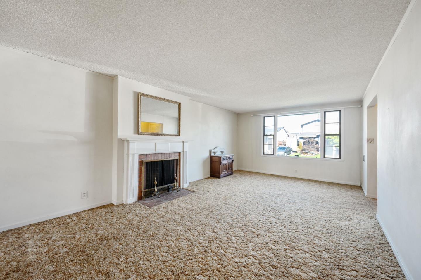 Detail Gallery Image 6 of 28 For 1449 Williams Ave, San Bruno,  CA 94066 - 3 Beds | 2/1 Baths
