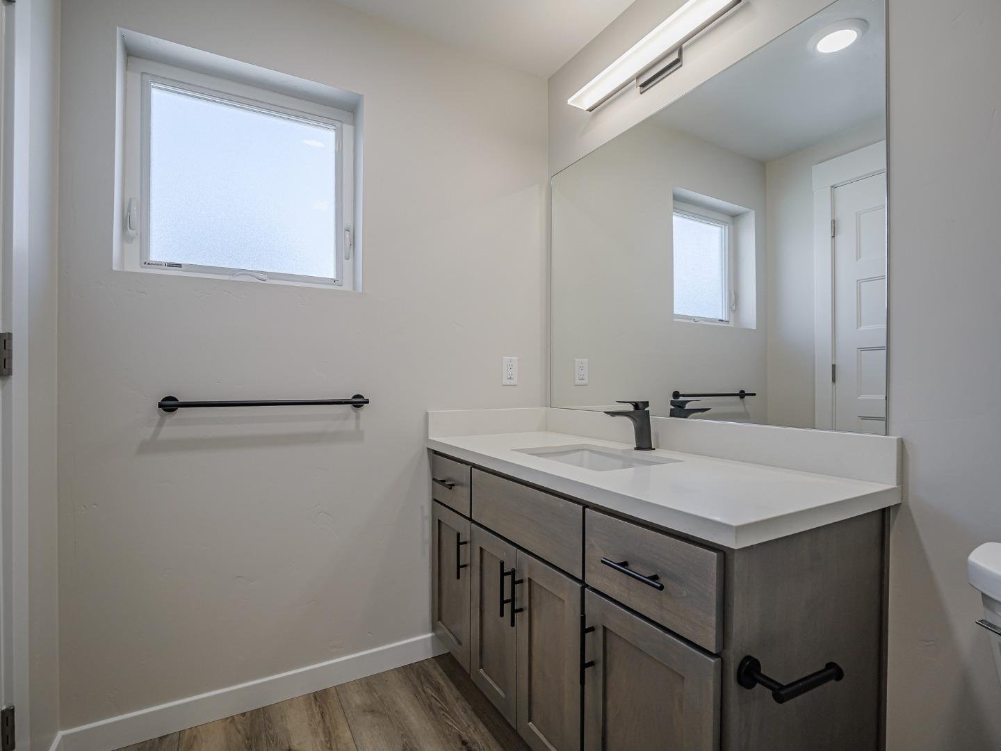 Detail Gallery Image 22 of 43 For 111 Aptos Village Way #4,  Aptos,  CA 95003 - 2 Beds | 0 Baths