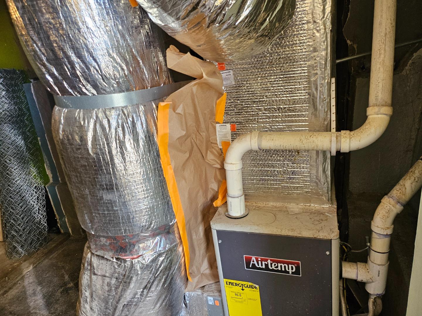 Detail Gallery Image 10 of 17 For 470 Baden Ave, South San Francisco,  CA 94080 - 2 Beds | 1 Baths