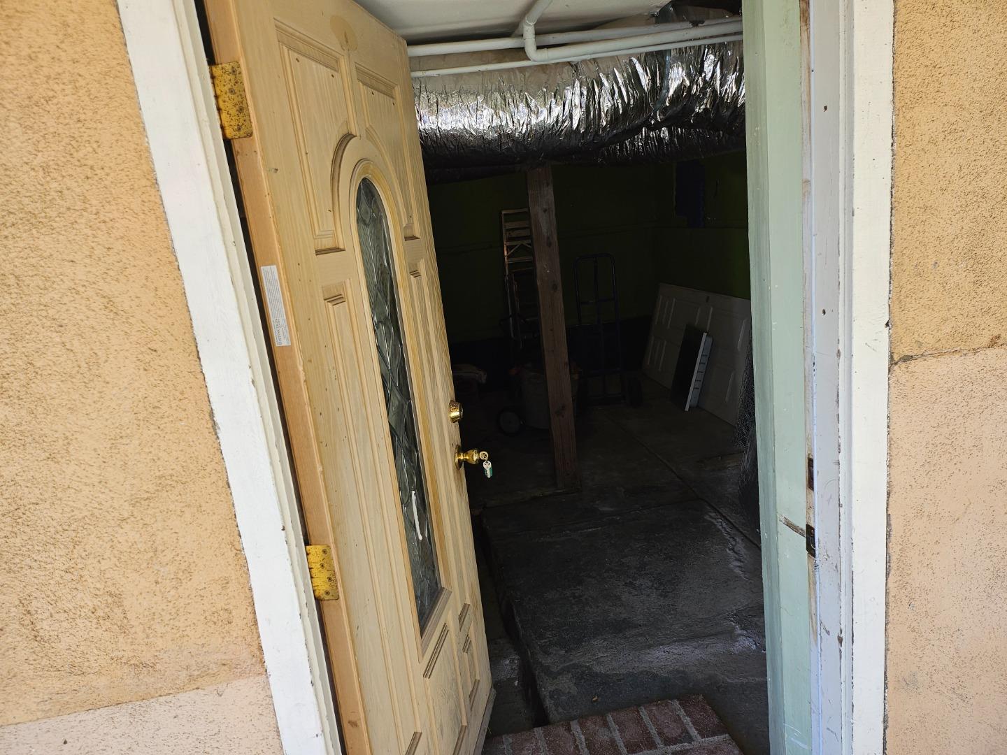 Detail Gallery Image 9 of 17 For 470 Baden Ave, South San Francisco,  CA 94080 - 2 Beds | 1 Baths