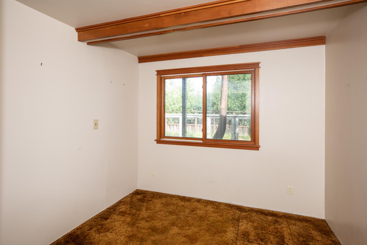 Detail Gallery Image 8 of 14 For 244 Bonita Rd, Portola Valley,  CA 94028 - 3 Beds | 2 Baths