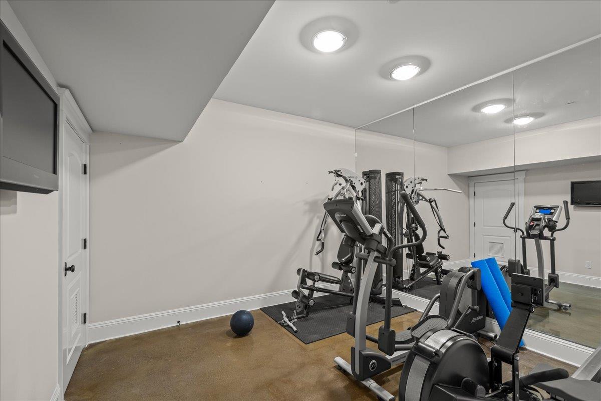 Detail Gallery Image 41 of 77 For 3510 Alpine Rd, Portola Valley,  CA 94028 - 4 Beds | 6/1 Baths