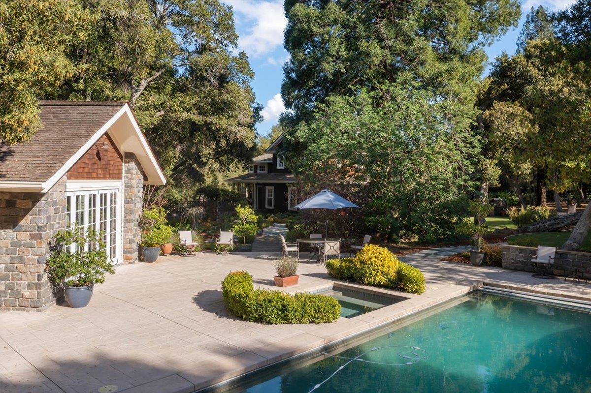 Detail Gallery Image 52 of 77 For 3510 Alpine Rd, Portola Valley,  CA 94028 - 4 Beds | 6/1 Baths