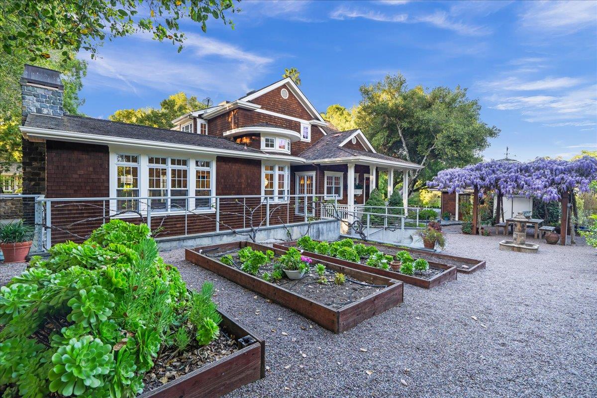 Detail Gallery Image 62 of 77 For 3510 Alpine Rd, Portola Valley,  CA 94028 - 4 Beds | 6/1 Baths