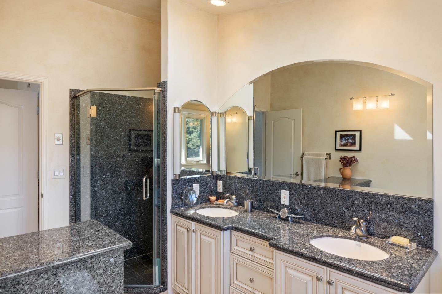 Detail Gallery Image 33 of 85 For 397 Corral De Tierra Rd #B,  Corral De Tierra,  CA 93908 - 3 Beds | 3 Baths